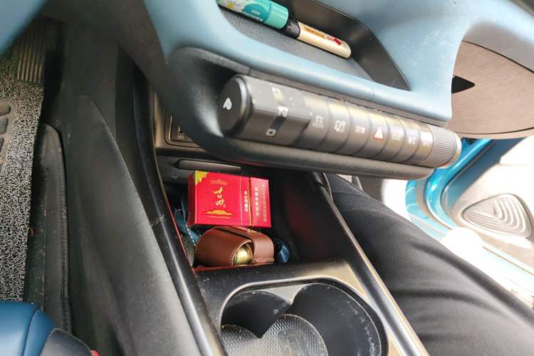 Used BYD Dolphin 2021 405 km Fashion Edition Gear Lever