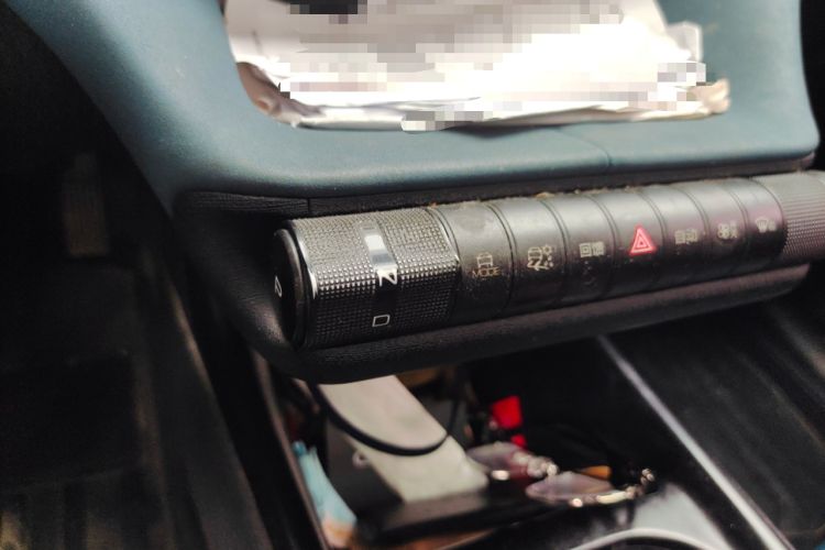 Used BYD Dolphin 2021 405 km Fashion Edition Gear Lever