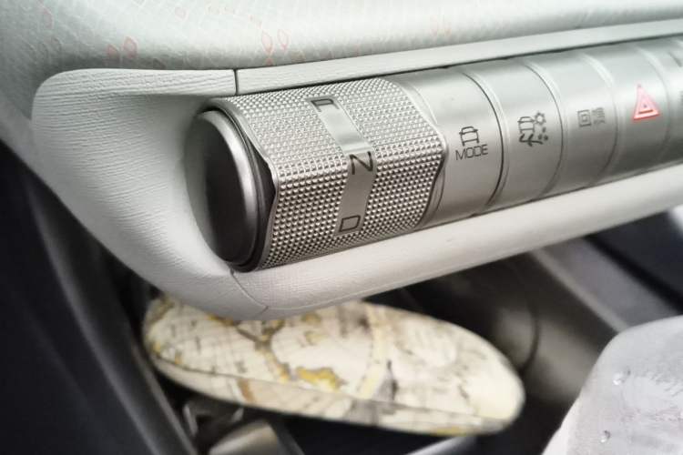 Used BYD Dolphin 2021 405 km Fashion Edition Gear Lever