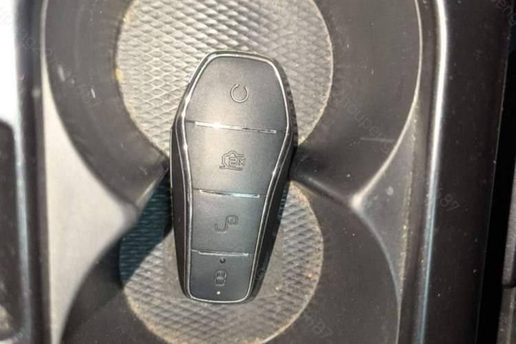 Used BYD Dolphin 2021 405 km Fashion Edition Interior 1