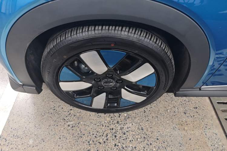 Used BYD Dolphin 2021 401km Knight Edition Left Front Wheel Hub