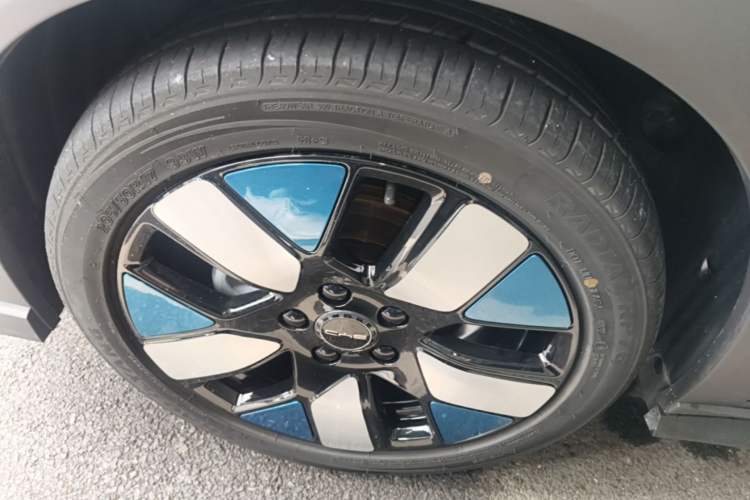 Used BYD Dolphin 2021 401km Knight Edition Left Front Wheel Hub