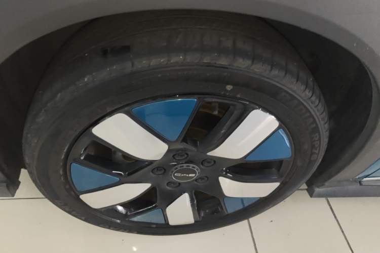 Used BYD Dolphin 2021 401km Knight Edition Left Front Wheel Hub