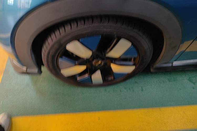 Used BYD Dolphin 2021 401km Knight Edition Left Front Wheel Hub