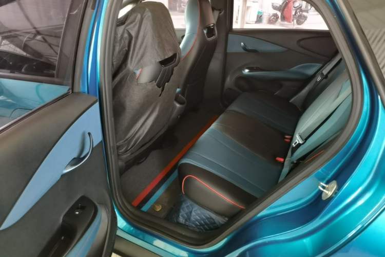 Used BYD Dolphin 2021 405 km Fashion Edition Left Rear Seat