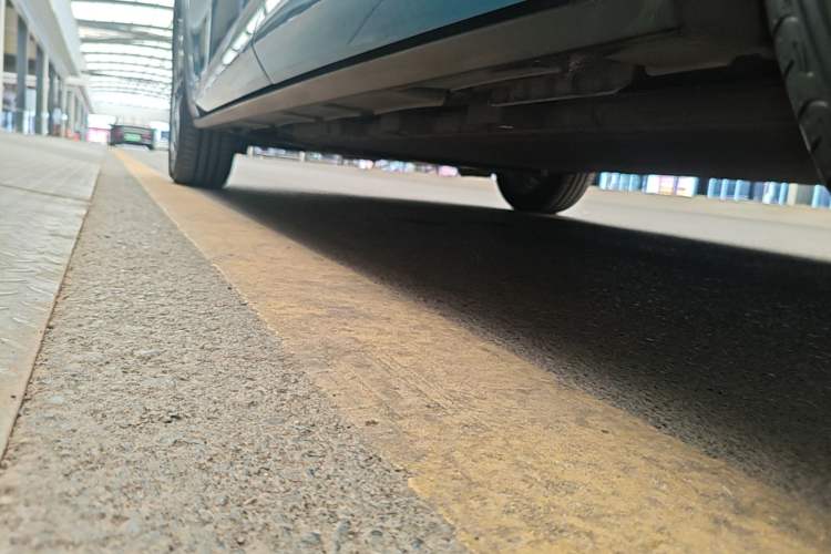 Used BYD Dolphin 2021 405 km Fashion Edition Left Side Sill
