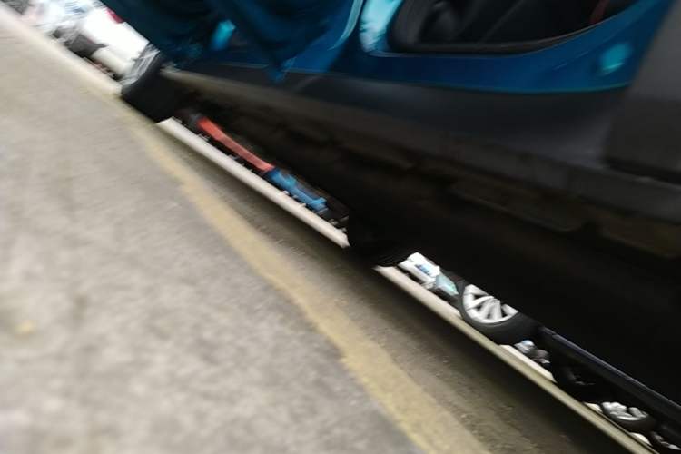 Used BYD Dolphin 2021 405 km Fashion Edition Left Side Sill