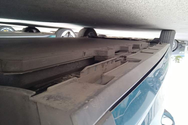 Used BYD Dolphin 2021 405 km Fashion Edition Left Side Sill