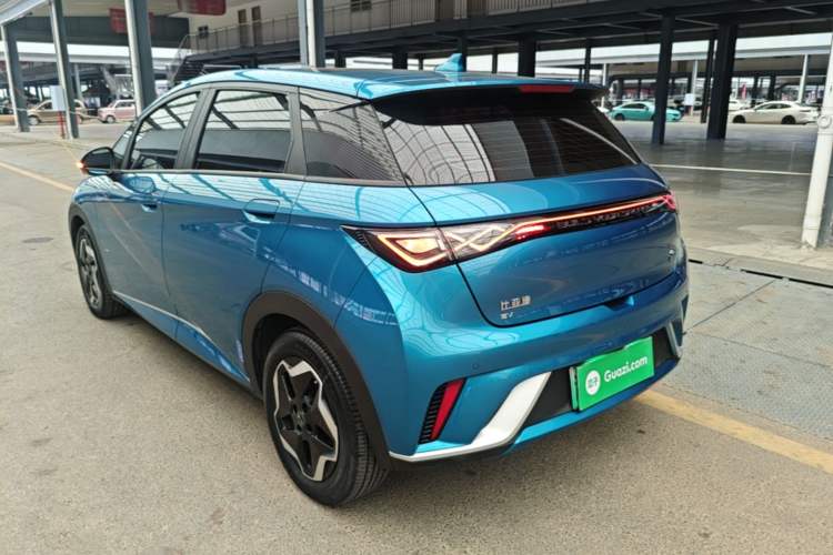 Used BYD Dolphin 2021 405 km Fashion Edition Rear Left 45 Deg