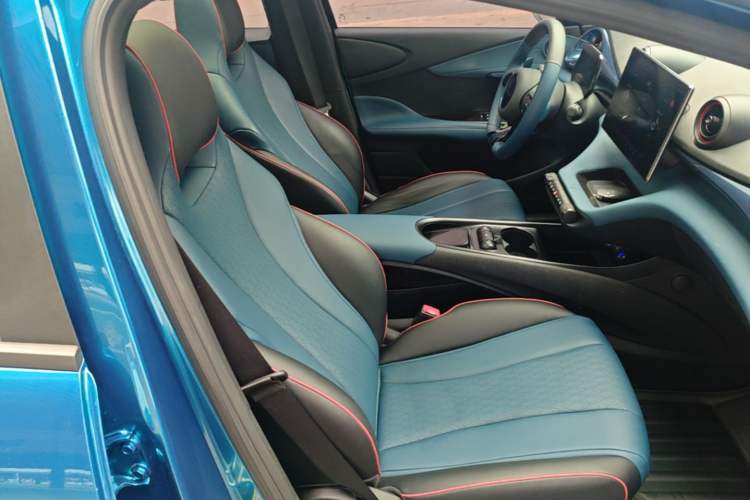 Used BYD Dolphin 2021 405 km Fashion Edition Right Front Seat
