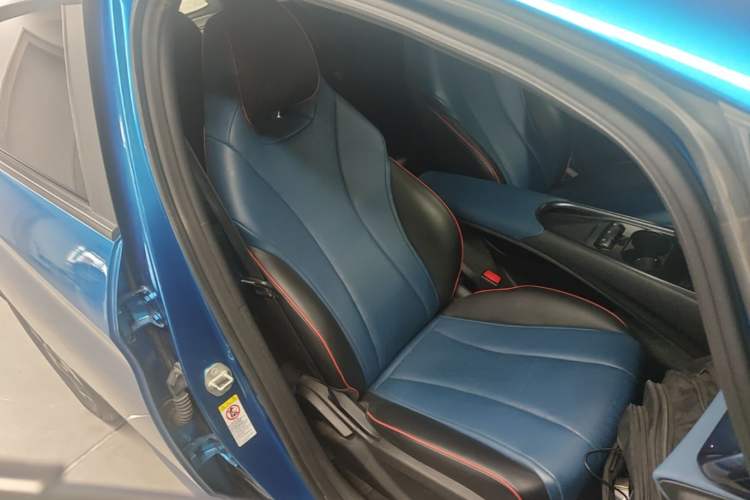 Used BYD Dolphin 2021 405 km Fashion Edition Right Front Seat