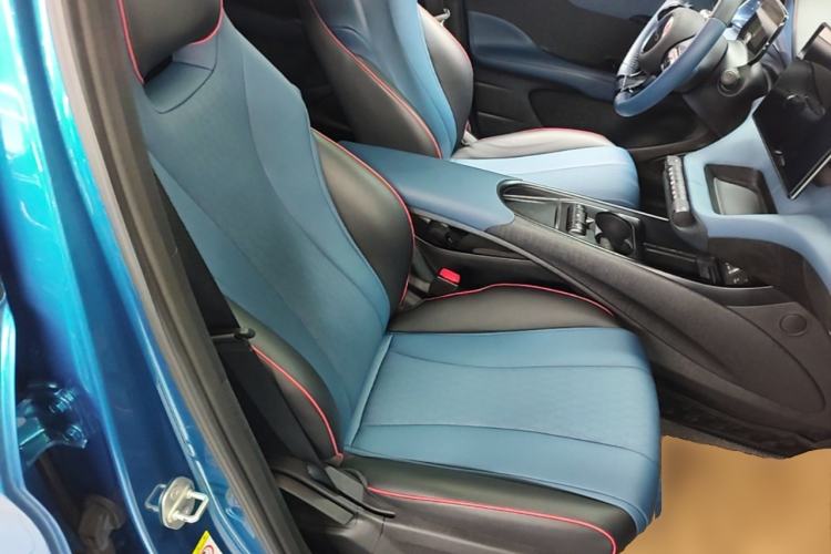 Used BYD Dolphin 2021 405 km Fashion Edition Right Front Seat
