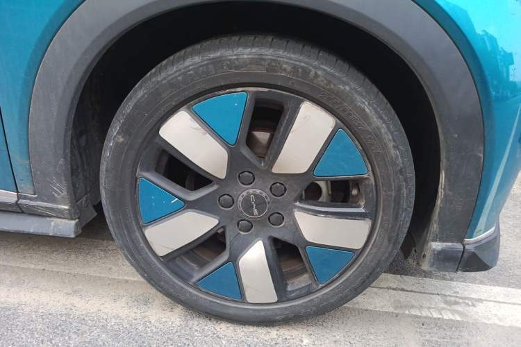 Used BYD Dolphin 2021 401km Knight Edition Right Front Wheel Hub