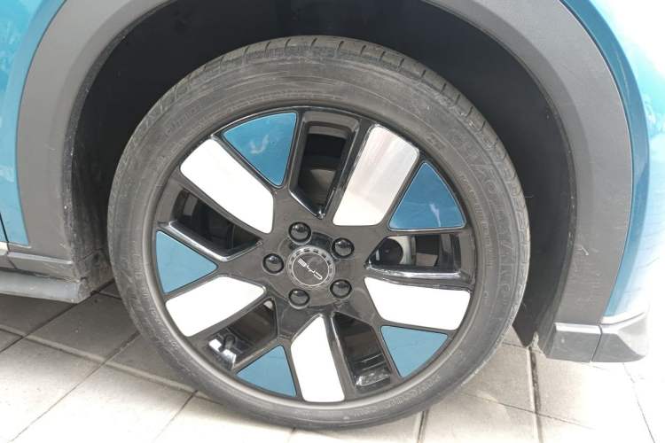 Used BYD Dolphin 2021 401km Knight Edition Right Front Wheel Hub