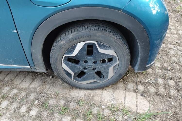 Used BYD Dolphin 2021 405 km Fashion Edition Right Front Wheel Hub