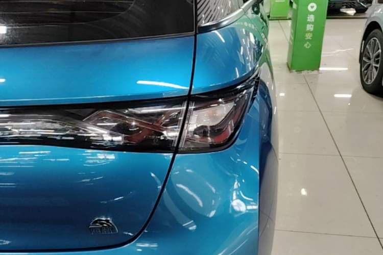 Used BYD Dolphin 2021 405 km Fashion Edition Right Rear Taillight
