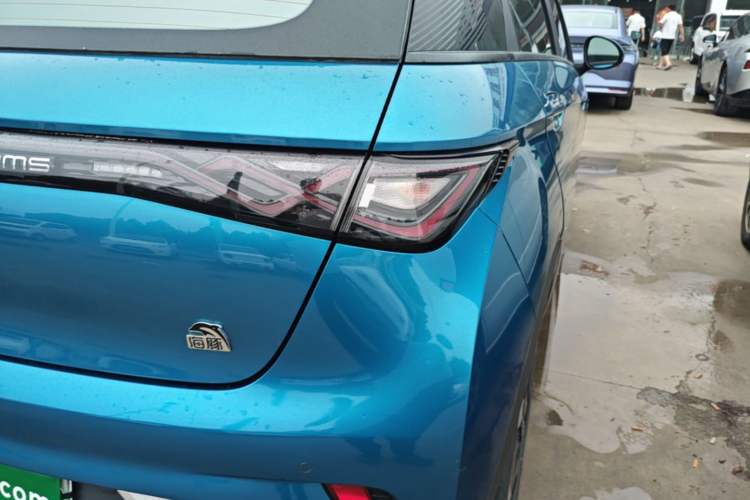 Used BYD Dolphin 2021 405 km Fashion Edition Right Rear Taillight