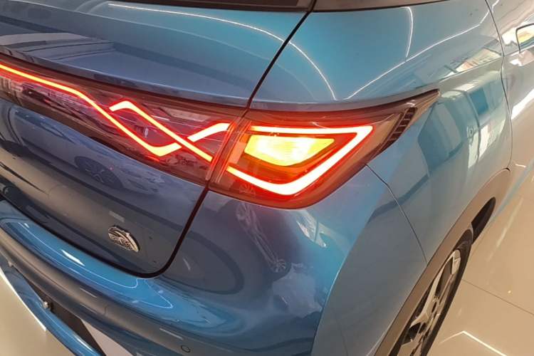 Used BYD Dolphin 2021 405 km Fashion Edition Right Rear Taillight