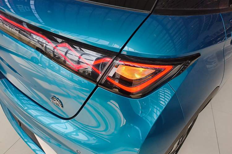 Used BYD Dolphin 2021 405 km Fashion Edition Right Rear Taillight