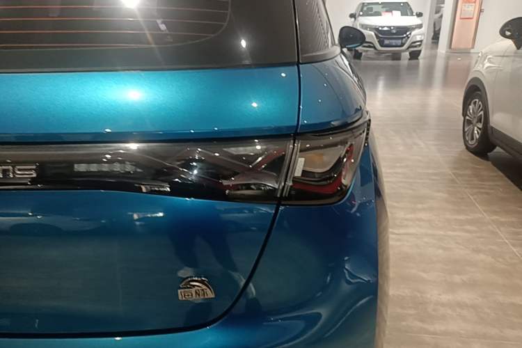 Used BYD Dolphin 2021 405 km Fashion Edition Right Rear Taillight