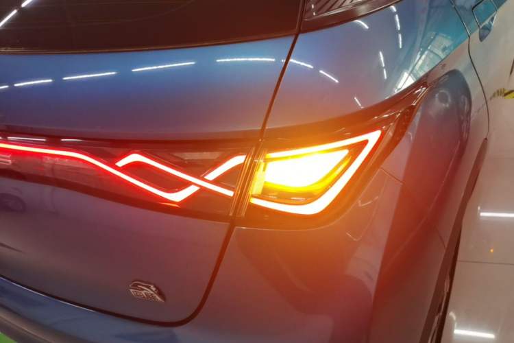 Used BYD Dolphin 2021 405 km Free Version Right Rear Taillight