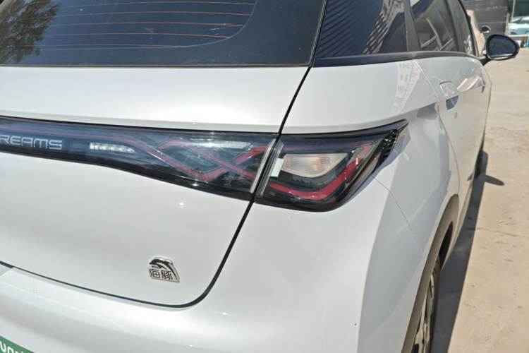 Used BYD Dolphin 2021 405 km Fashion Edition Right Rear Taillight