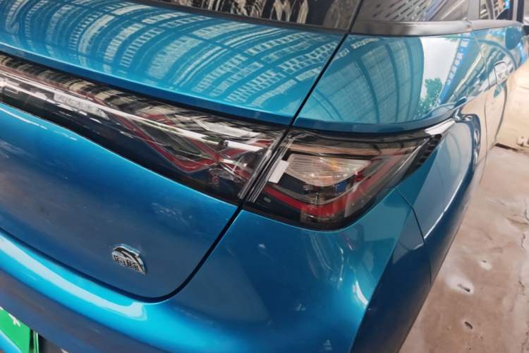 Used BYD Dolphin 2021 405 km Fashion Edition Right Rear Taillight