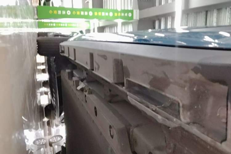 Used BYD Dolphin 2021 405 km Fashion Edition Right Side Sill