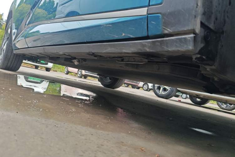 Used BYD Dolphin 2021 405 km Fashion Edition Right Side Sill