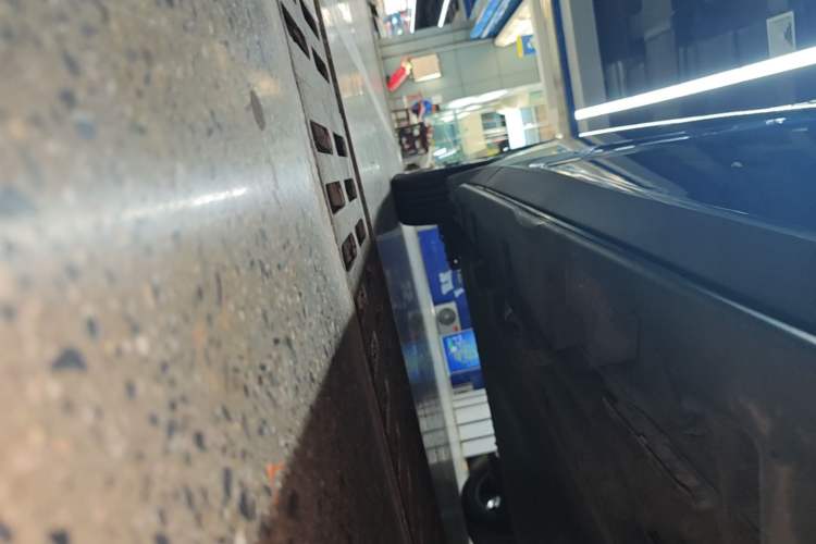Used BYD Dolphin 2021 401km Knight Edition Right Side Sill