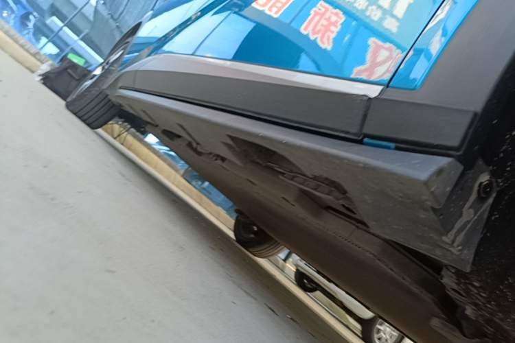 Used BYD Dolphin 2021 401km Knight Edition Right Side Sill