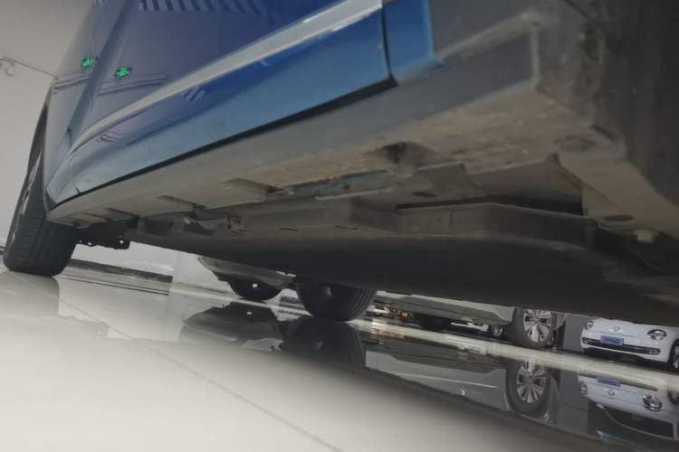 Used BYD Dolphin 2021 405 km Fashion Edition Right Side Sill