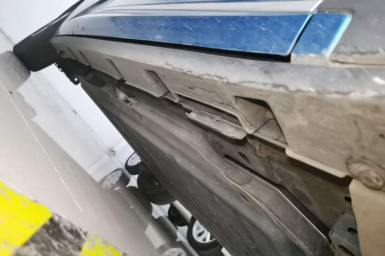 Used BYD Dolphin 2021 405 km Free Version Right Side Sill