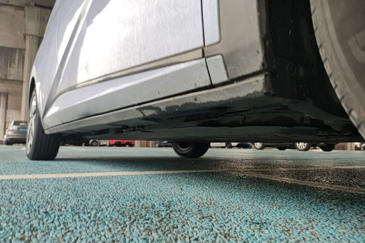 Used BYD Dolphin 2021 405 km Fashion Edition Right Side Sill