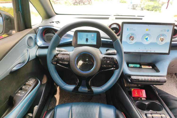 Used BYD Dolphin 2021 405 km Fashion Edition Steering Wheel
