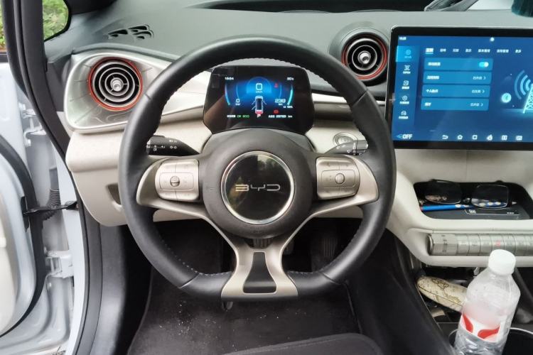 Used BYD Dolphin 2021 405 km Fashion Edition Steering Wheel
