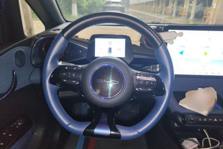 Used BYD Dolphin 2021 405 km Fashion Edition Steering Wheel