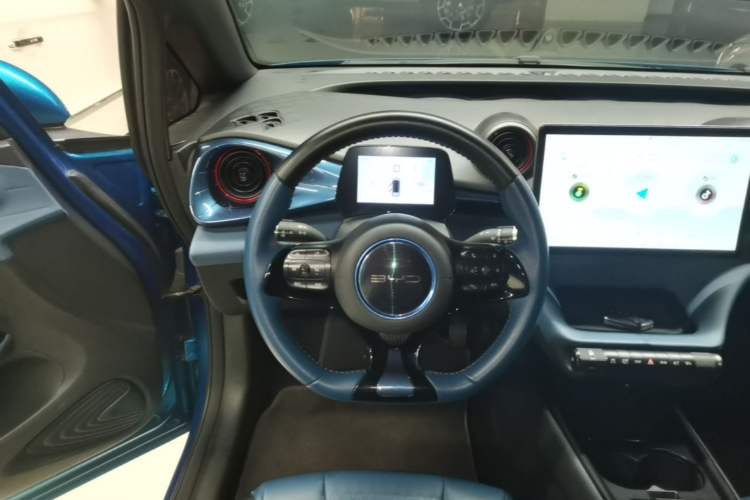 Used BYD Dolphin 2021 405 km Fashion Edition Steering Wheel