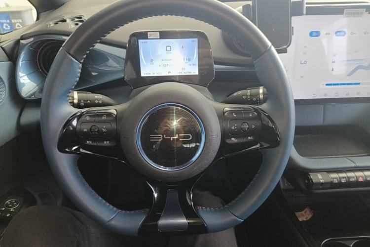 Used BYD Dolphin 2021 405 km Fashion Edition Steering Wheel