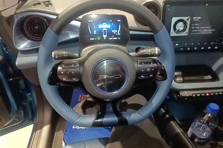 Used BYD Dolphin 2021 405 km Fashion Edition Steering Wheel