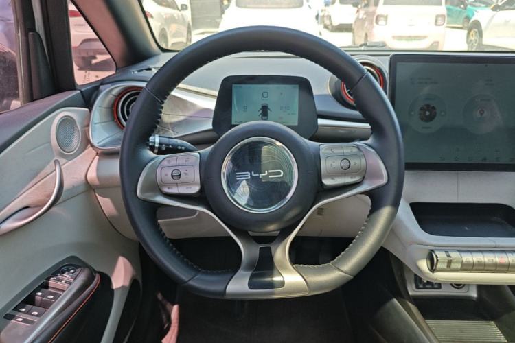 Used BYD Dolphin 2021 405 km Fashion Edition Steering Wheel