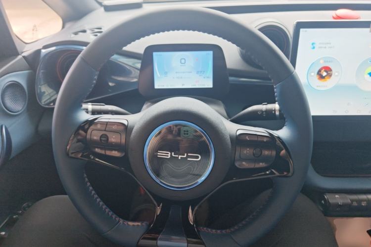 Used BYD Dolphin 2021 405 km Fashion Edition Steering Wheel