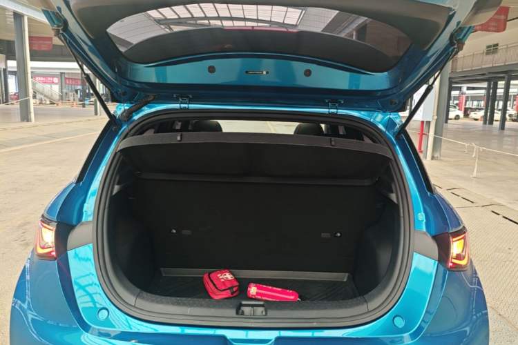 Used BYD Dolphin 2021 405 km Fashion Edition Trunk