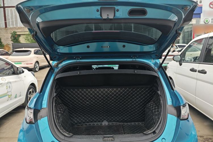 Used BYD Dolphin 2021 405 km Fashion Edition Trunk