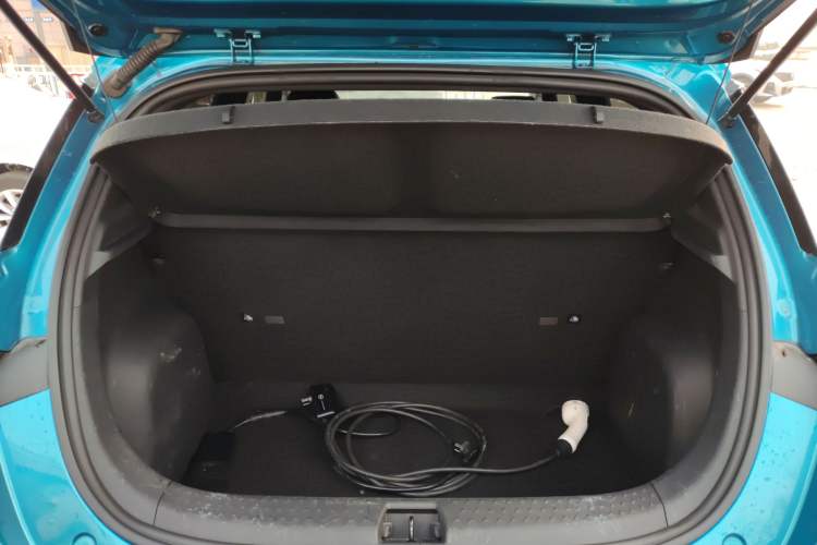 Used BYD Dolphin 2021 405 km Free Version Trunk