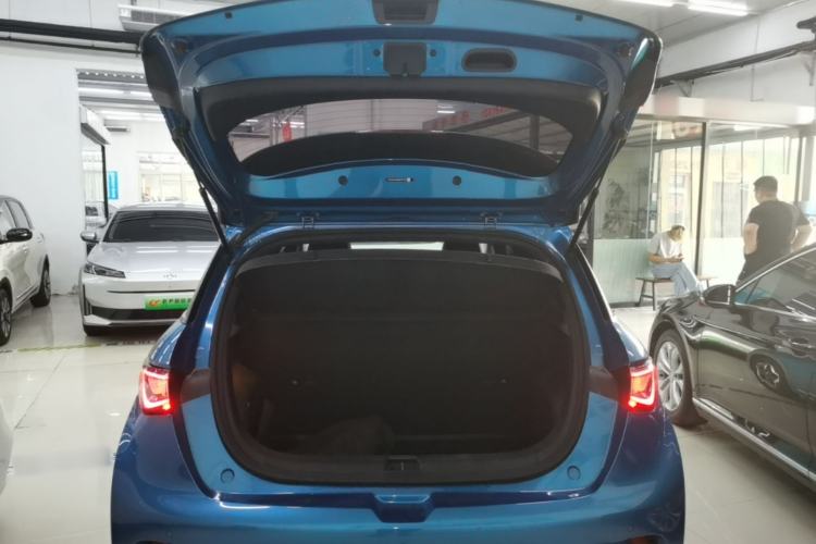 Used BYD Dolphin 2021 405 km Free Version Trunk