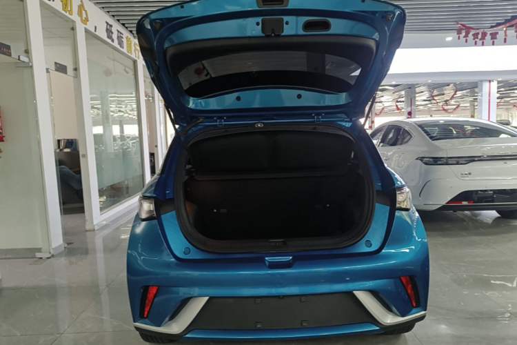 Used BYD Dolphin 2021 405 km Fashion Edition Trunk