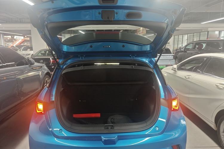 Used BYD Dolphin 2021 405 km Fashion Edition Trunk