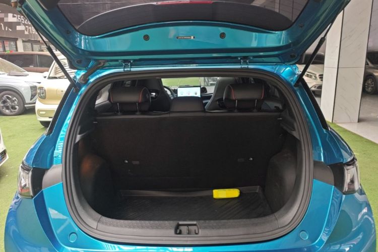 Used BYD Dolphin 2021 405 km Fashion Edition Trunk