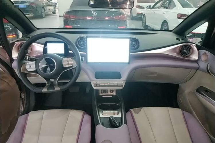 Used BYD Dolphin 2021 401km Knight Edition Center Console